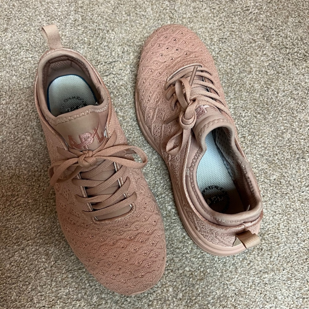 APL Techloom Phantom